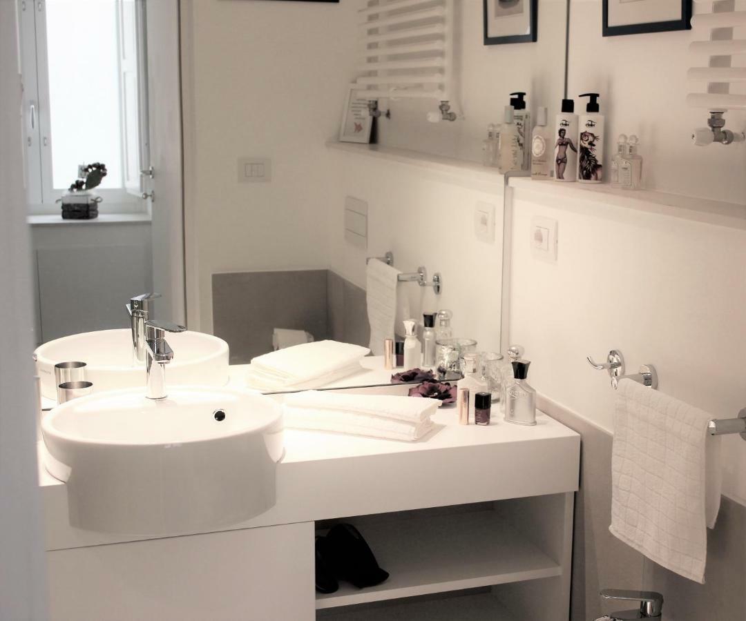 Suite 18, Casa Di Charme In Ortigia Сиракуза Екстериор снимка